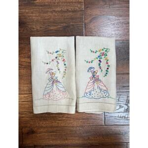 Vintage Linens - Pair of Embroidered Dinner Napkins - Rococo Lady In Waiting